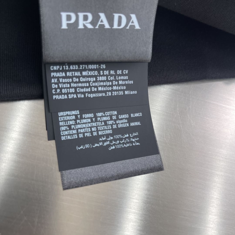 Pra*a outwear